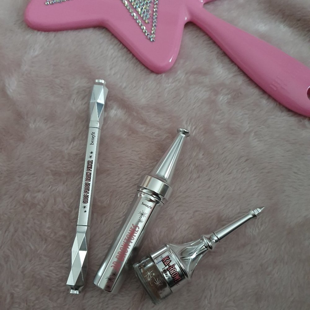 🎀 NEW BENEFIT BROW SET